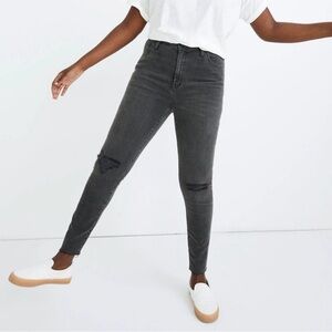 Madewell Curvy High Rise Skinny Jeans Sz 24 Black Wash Distressed Knees Raw Hem